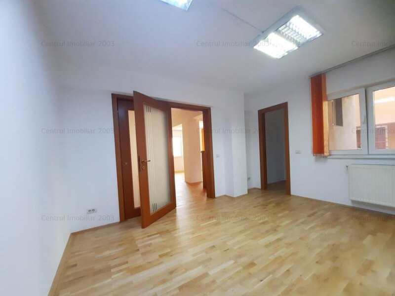 Mosilor Eminescu, duplex, curte proprie