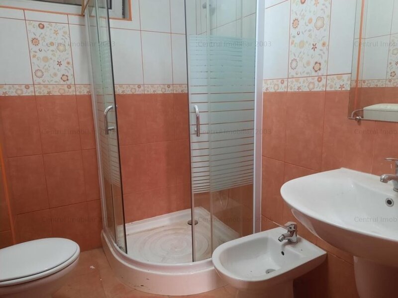 Mosilor Eminescu, duplex, curte proprie